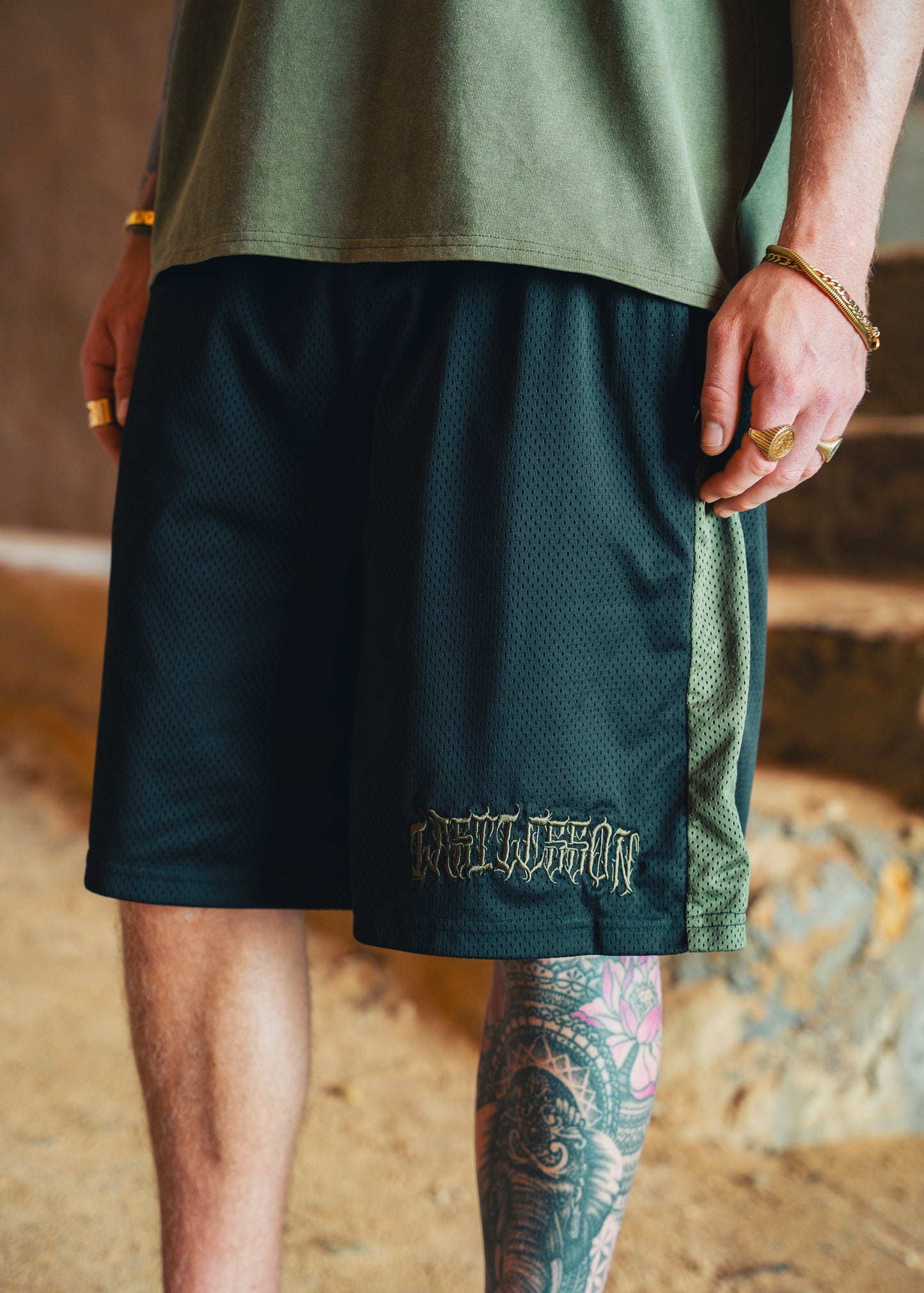 - Mesh Shorts Black/Khaki